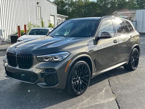Used 2023 BMW X5 xDrive40i w/ M Sport Package AWD/4WD image 5