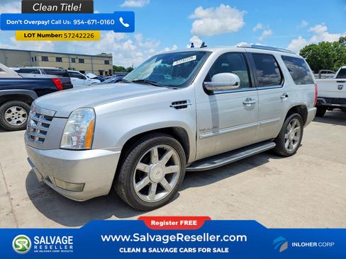 Used 2011 Cadillac Escalade Luxury AWD/4WD image 1