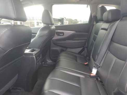 Used 2023 Nissan Murano SV image 12