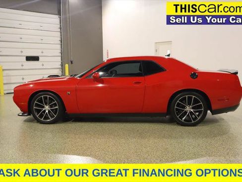 Used 2016 Dodge Challenger R/T Scat Pack image 4