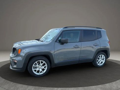 Used 2022 Jeep Renegade Sport w/ Sport Appearance Group FWD image 3
