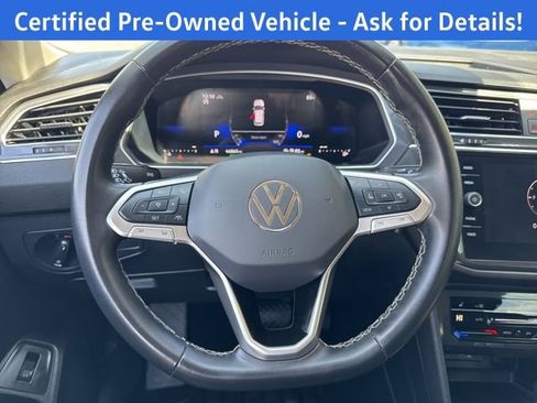 Certified 2024 Volkswagen Tiguan SE AWD/4WD image 10