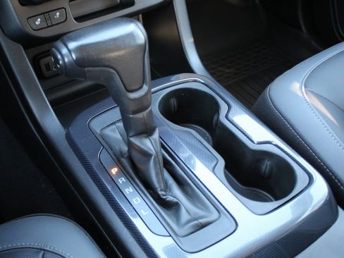 Used 2019 Chevrolet Colorado Z71 image 35