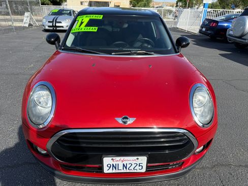 Used 2017 MINI Cooper Clubman image 2