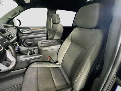 Used 2021 GMC Yukon XL SLE AWD/4WD image 13