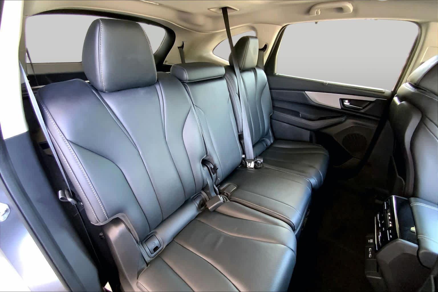 Used 2024 Acura MDX w/ Technology Package FWD image 20