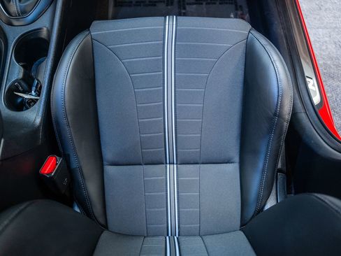 Used 2021 Hyundai Veloster N FWD image 35