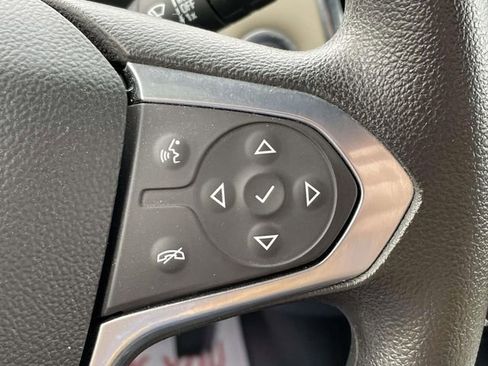 Used 2023 Chevrolet Traverse LS w/ Safety Package FWD image 20