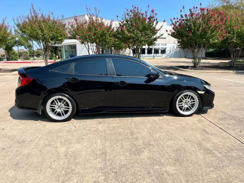Used 2019 Honda Civic Si image 4