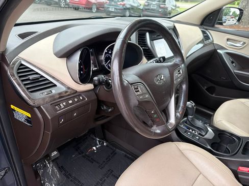 Used 2017 Hyundai Santa Fe Sport w/ 2.4L Tech Package 04 FWD image 16