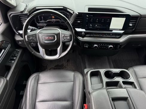 Used 2024 GMC Sierra 1500 SLT AWD/4WD image 13
