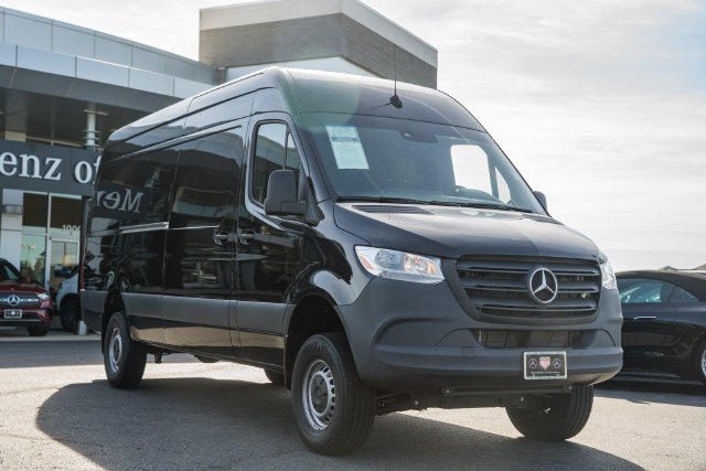 Used 2023 Mercedes-Benz Sprinter 2500 w/ Acoustic Package image 1
