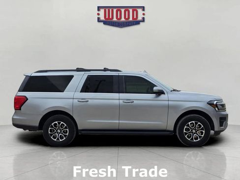 Used 2024 Ford Expedition Max XLT image 6