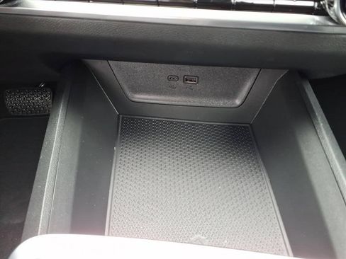 New 2026 Chevrolet Equinox LT w/ Convenience Package II FWD image 20