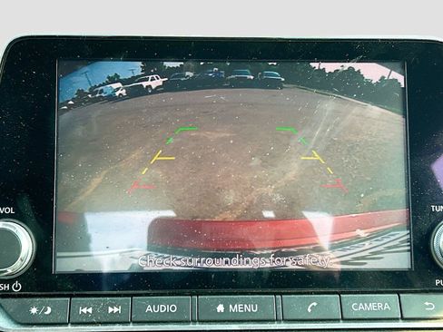 Used 2020 Nissan Altima 2.5 SR FWD image 32