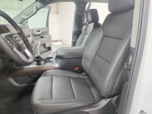 New 2026 GMC Sierra 1500 SLT w/ SLT Premium Plus Package image 19