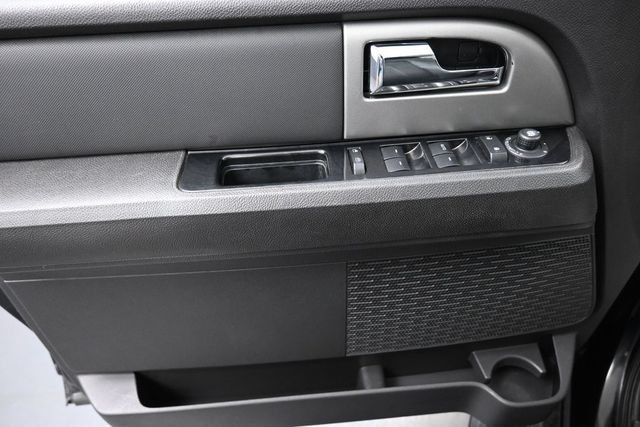 Used 2014 Ford Expedition Limited w/ Equipment Group 301A AWD/4WD image 13