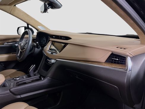 Used 2023 Cadillac XT5 Premium Luxury w/ Platinum Package image 32