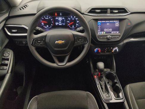 Used 2021 Chevrolet TrailBlazer LS FWD image 22