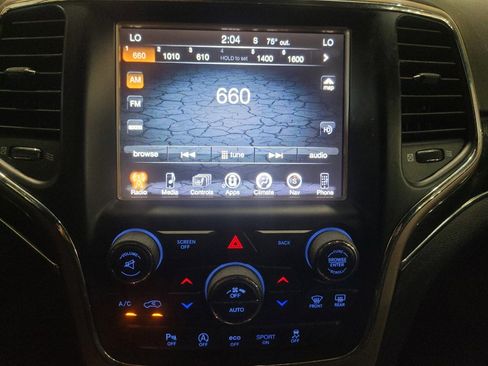 Used 2017 Jeep Grand Cherokee Overland AWD/4WD image 25