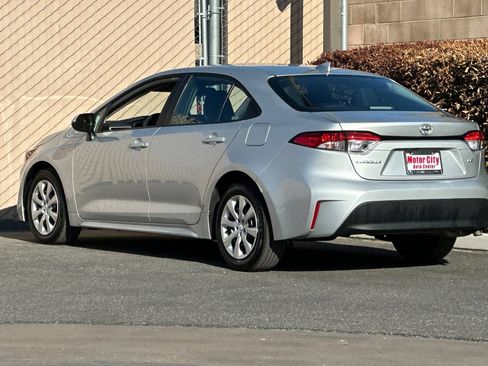 Used 2026 Toyota Corolla LE FWD image 6