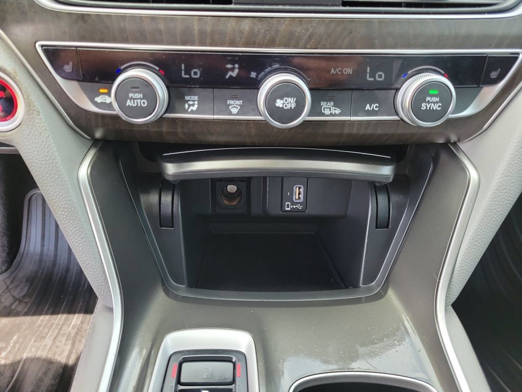 Used 2018 Honda Accord EX-L image 31
