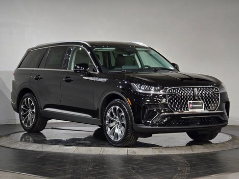 New 2026 Lincoln Aviator Reserve image 2