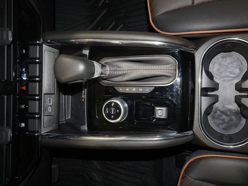 Certified 2026 GMC Canyon AT4 w/ Technology Plus Package image 14