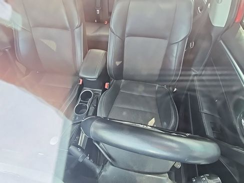 Used 2015 Toyota Corolla S image 10