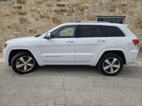 Used 2014 Jeep Grand Cherokee Overland image 1