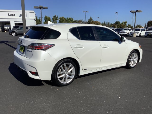 Used 2014 Lexus CT 200h FWD image 31