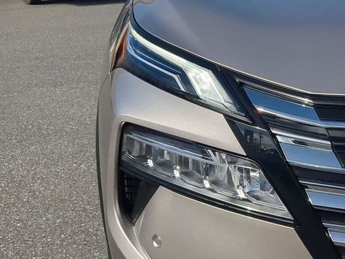 Certified 2026 Nissan Rogue Platinum w/ Tech Package image 10