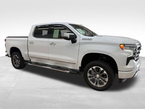 Used 2023 Chevrolet Silverado 1500 High Country w/ Z71 Off-Road Package image 6