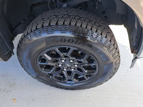 Certified 2019 Ford F150 Lariat image 26