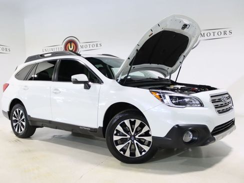 Used 2017 Subaru Outback 2.5i Limited AWD/4WD image 28