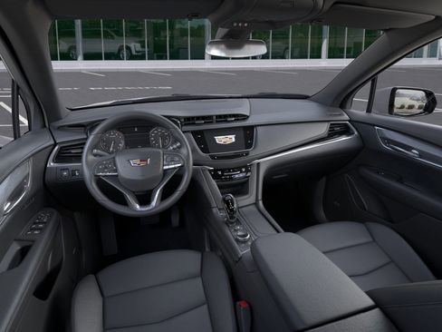 New 2025 Cadillac XT6 Luxury FWD image 39
