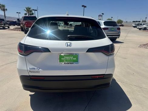 Used 2025 Honda HR-V LX image 4