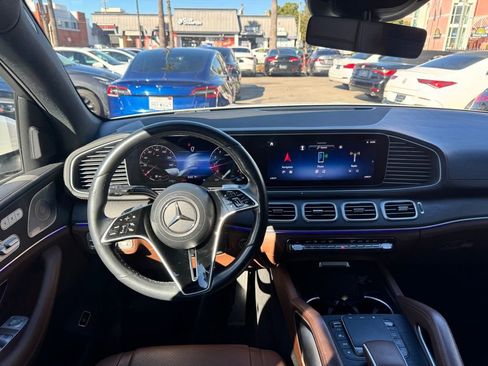Used 2024 Mercedes-Benz GLE 350 4MATIC image 16