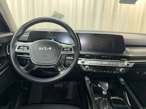 Used 2025 Kia Telluride S AWD/4WD image 17