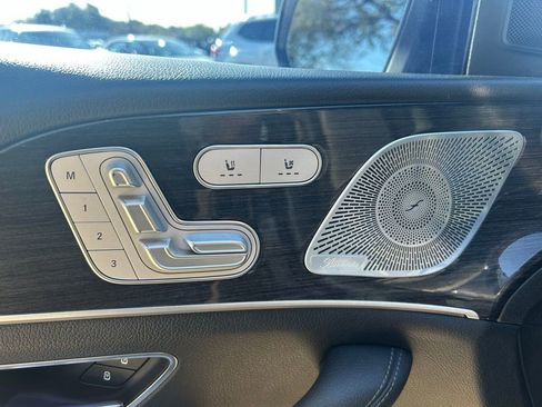 Used 2020 Mercedes-Benz GLE 350 w/ Premium Package image 17