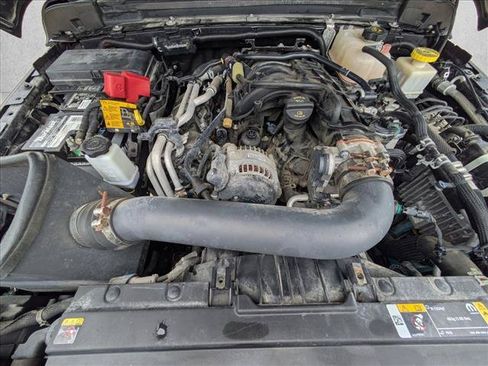 Used 2021 Jeep Gladiator Overland AWD/4WD image 23