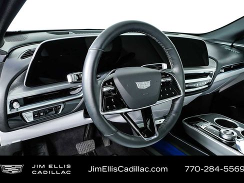 Used 2024 Cadillac Lyriq Sport RWD image 4
