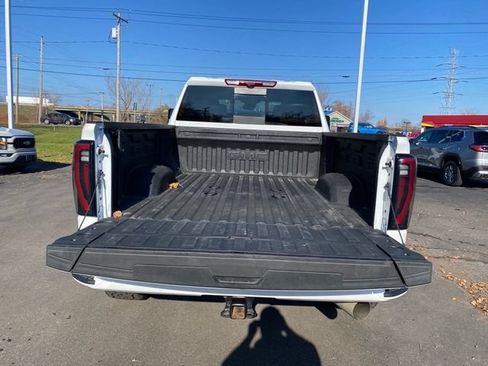Used 2025 GMC Sierra 3500 AT4 w/ AT4 Premium Plus Package AWD/4WD image 27