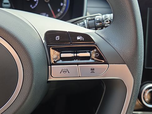 Certified 2023 Hyundai Tucson SEL FWD image 13