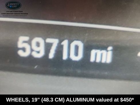 Used 2023 Chevrolet Malibu LT FWD image 3