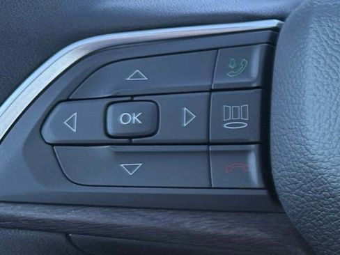 New 2025 Jeep Grand Cherokee L Limited w/ Black Appearance Package image 40