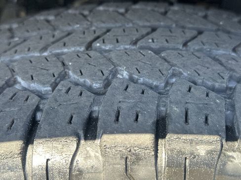 Used 2024 Chevrolet Colorado Trail Boss w/ Technology Package image 12