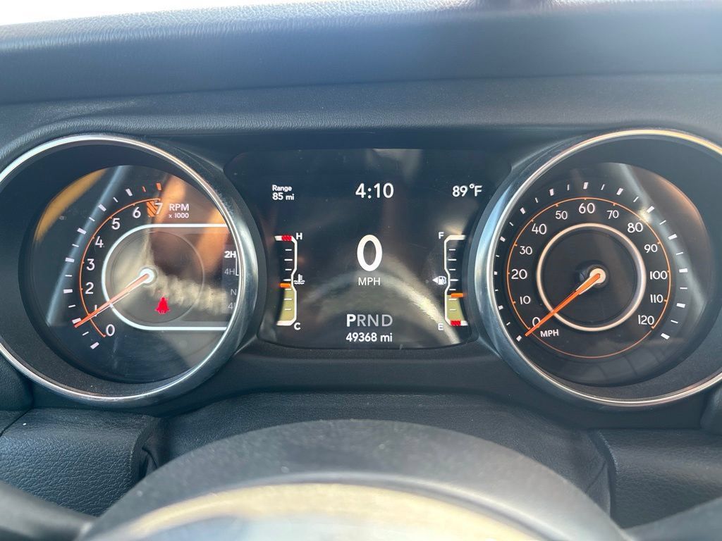 Used 2021 Jeep Wrangler Unlimited Sahara AWD/4WD image 13