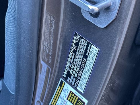 Used 2025 Mercedes-Benz E 350 Sedan image 36