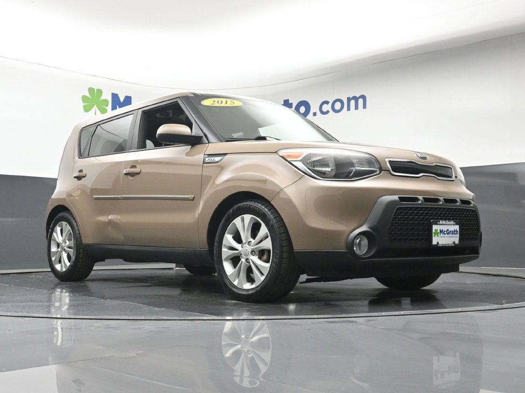 Used 2015 Kia Soul + w/ Primo Package FWD image 25